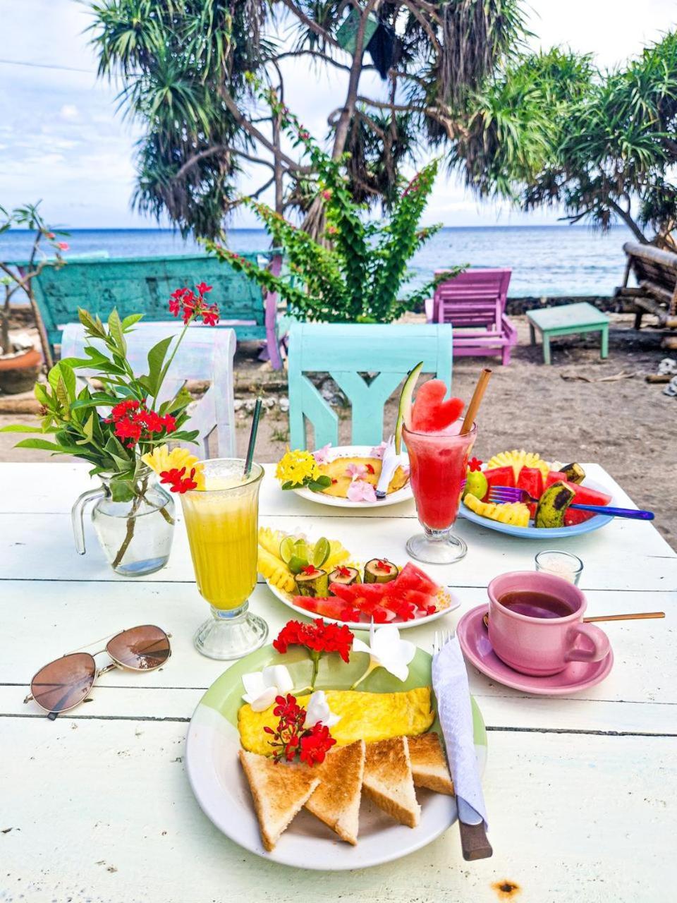 Aquarium Margo Gili Air Hotel ภายนอก รูปภาพ